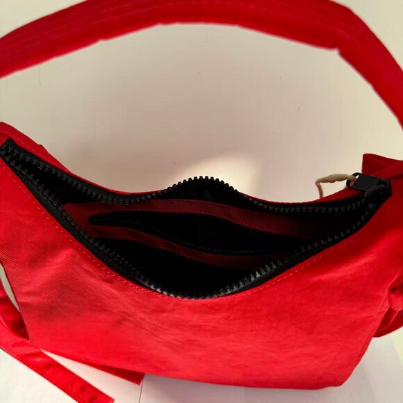 BAGGU x Sandy Liang Mini Bow Bag In Candy Apple Red - Picture 5 of 6